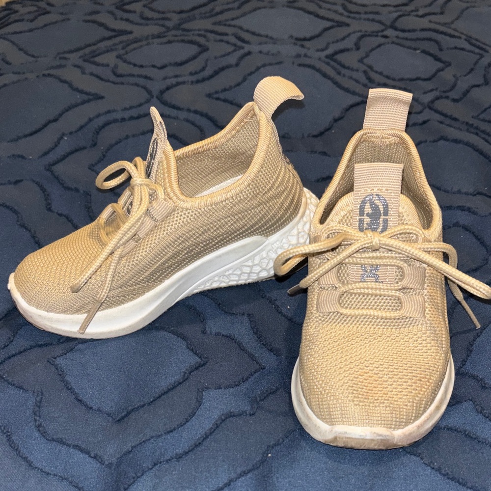 Ecko Red Unltd Beige Khaki Lace up Slip on Sneakers